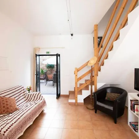Old Town Sanctuary Apartment
